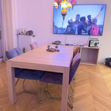 12 Proche Du Centre Avec Parking 아파트 *